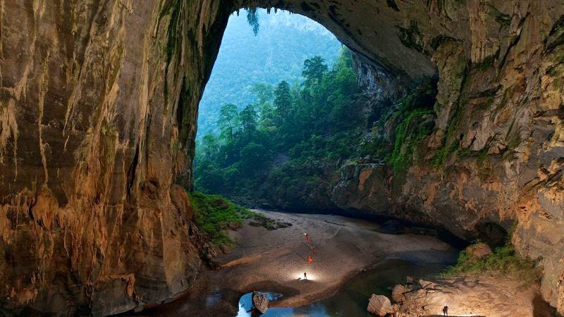 3. Son Doong Cave, Vietnam - 8 Mind Blowing Caves That Will Take Your Breath Away
