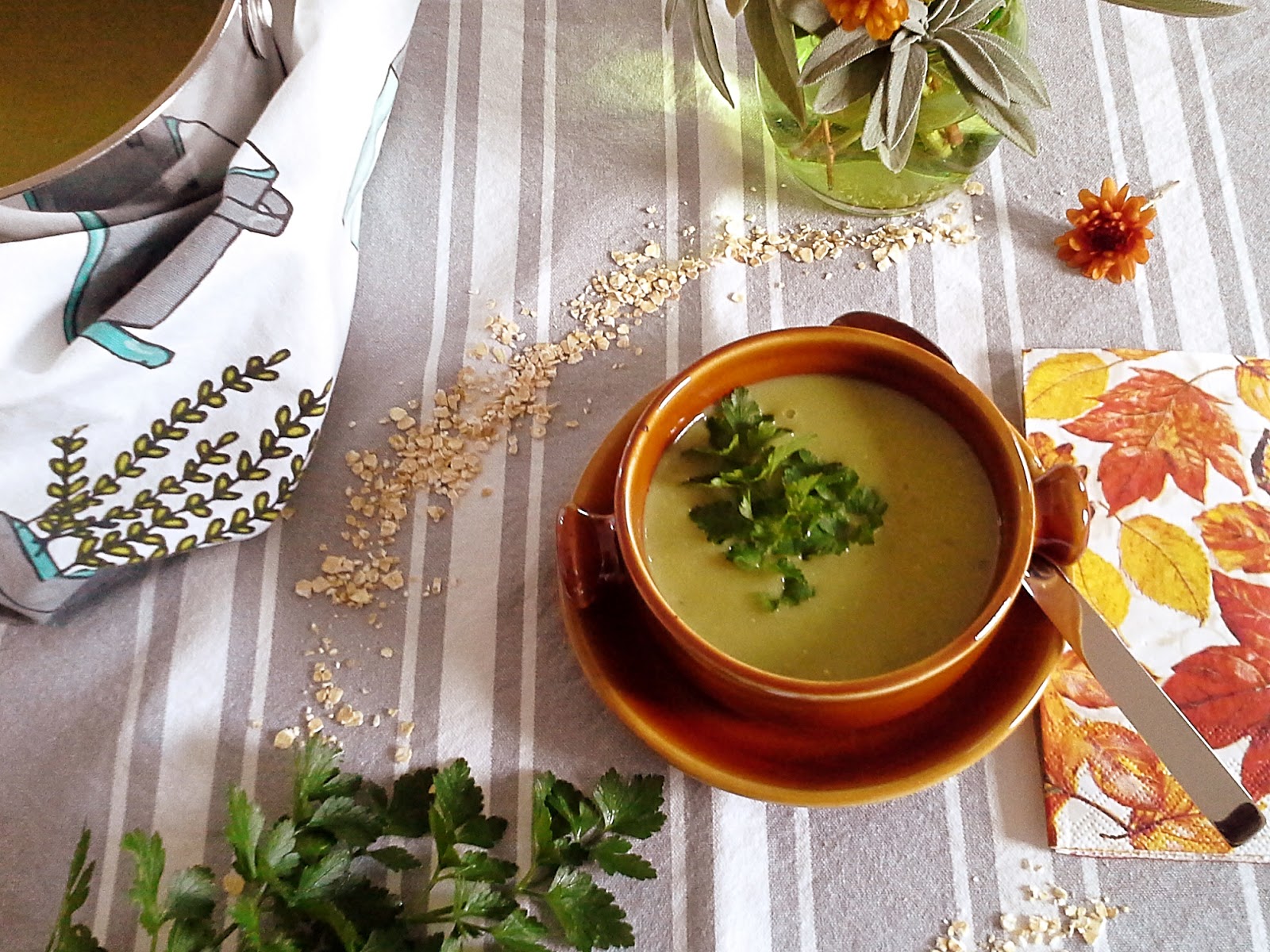 Cremige Erbsensuppe - ohne Sahne und Weissmehl - PerlenKuchen
