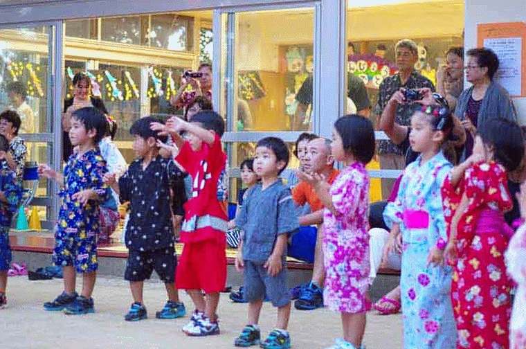boys and girls dancing and singing, summerwear