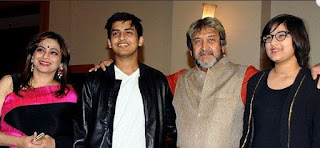Mahesh Manjrekar Family Wife Son Daughter Father Mother Marriage Photos Biography Profile.