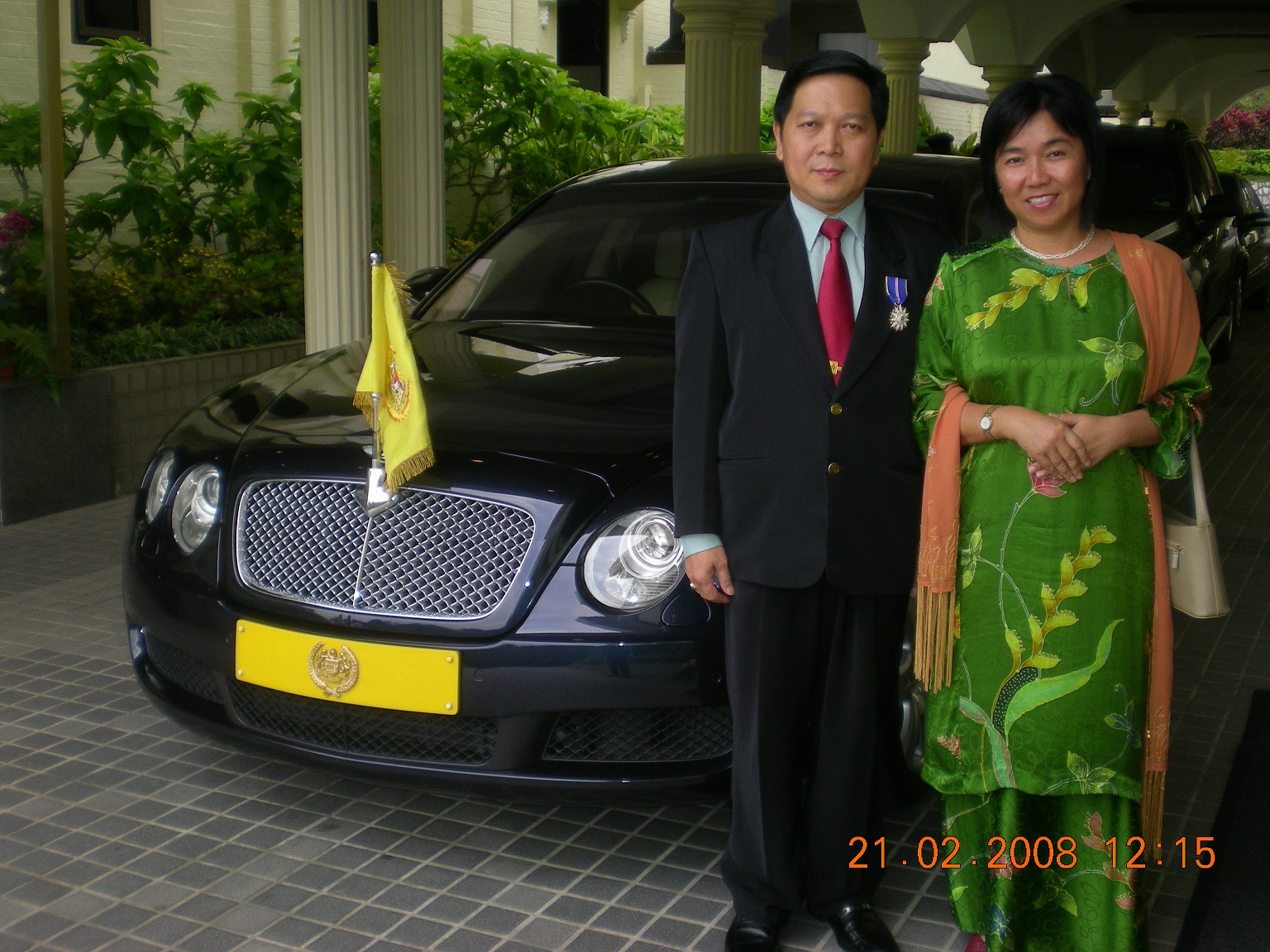 LIM HENG LIN 联络情谊: Receiving The Member of the Distinguished Order of ...