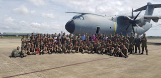 40+ Maktab tentera diraja terbakar information