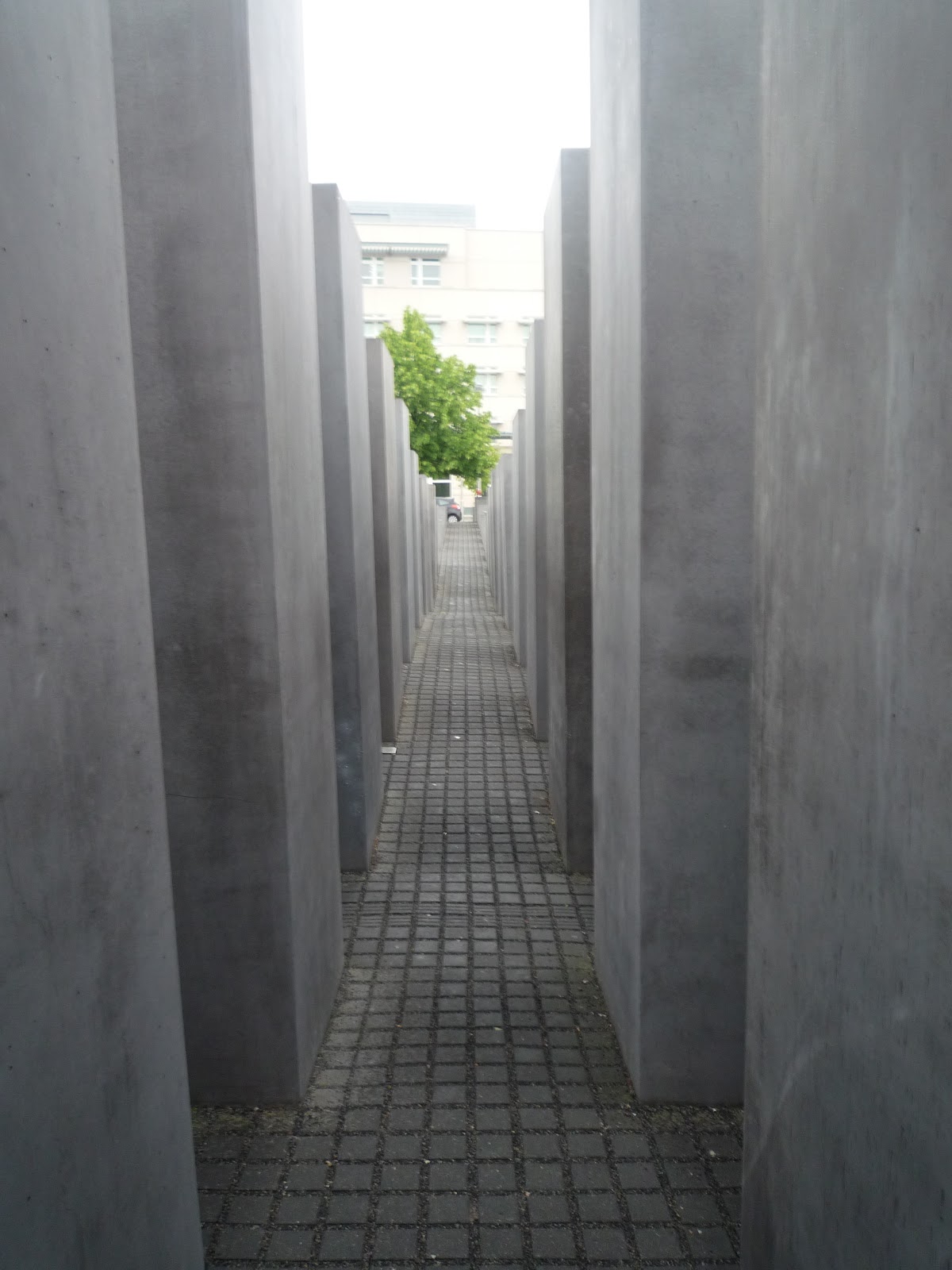 27 Hearths in the Plow Zone "Berlin, Berlin" and The Great Colder North