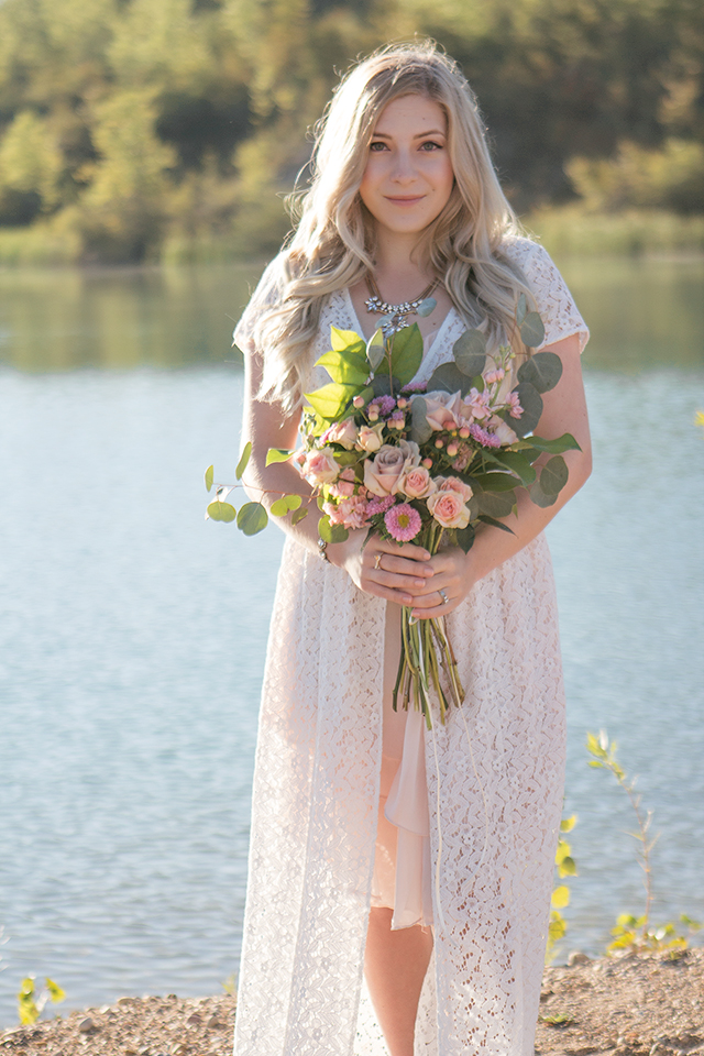 Outfit inspiration // White lace duster & blush accessories. Outfit inspiration // White lace duster & blush accessories. #Summer Style #Kimono #Cover-up