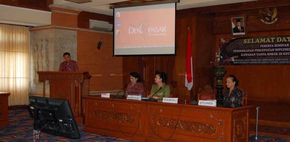 Denpasar Siap Kehilangan Pendapatan Iklan Rokok