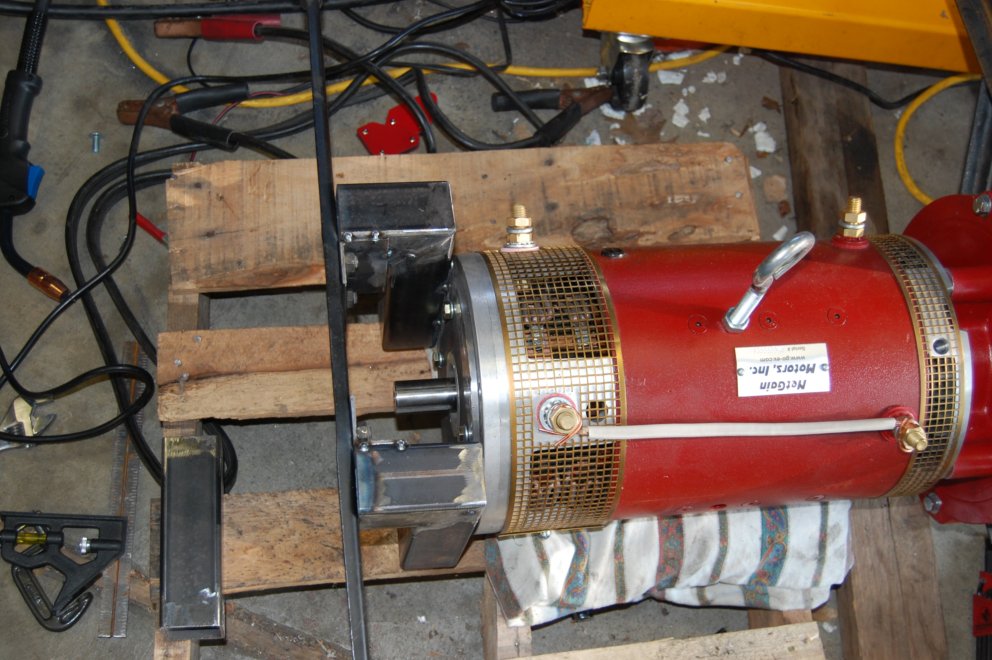 Electric Porsche Mounting the Electric Motor in the Car