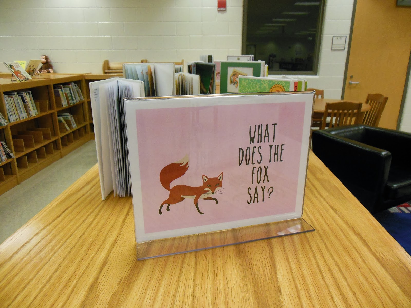 Miss Liberry Teacher: What does the fox say?