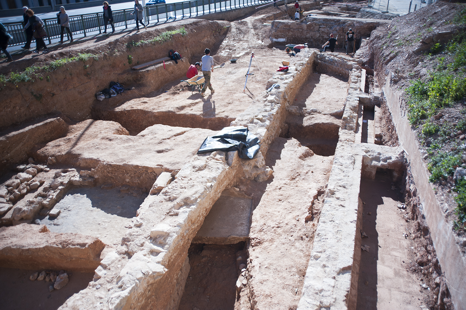 A VUELO DE UN QUINDE® EL BLOG !!!!! .. HISTORIA TUMBAS