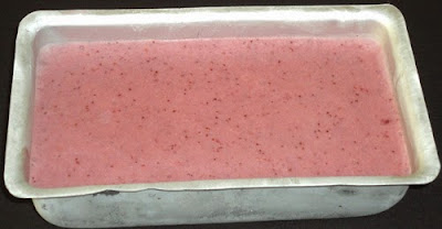 strawberry ice cream ready to serve