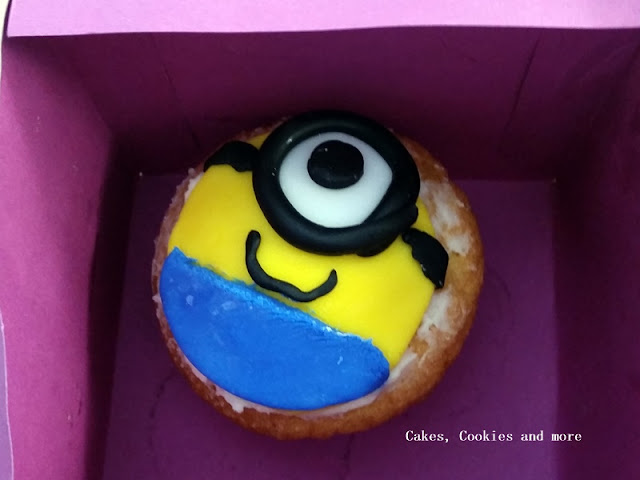 Minion Cupcake - ein Werk einer Schülerin Minion Cupcake - ein Werk einer Schülerin
