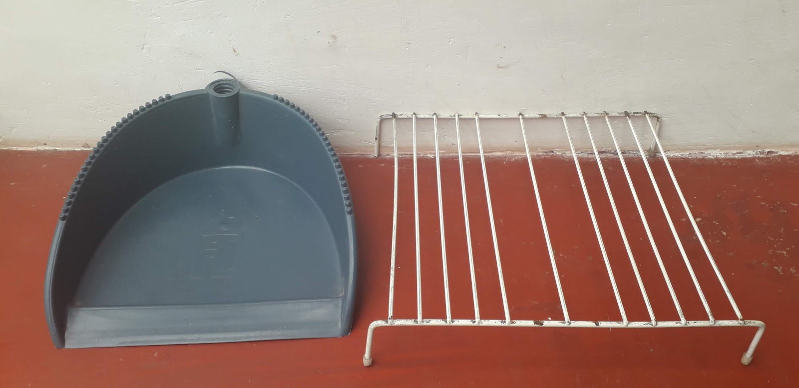 Como hacer Un Baño Esquinero Casero para Conejos y Cobayas