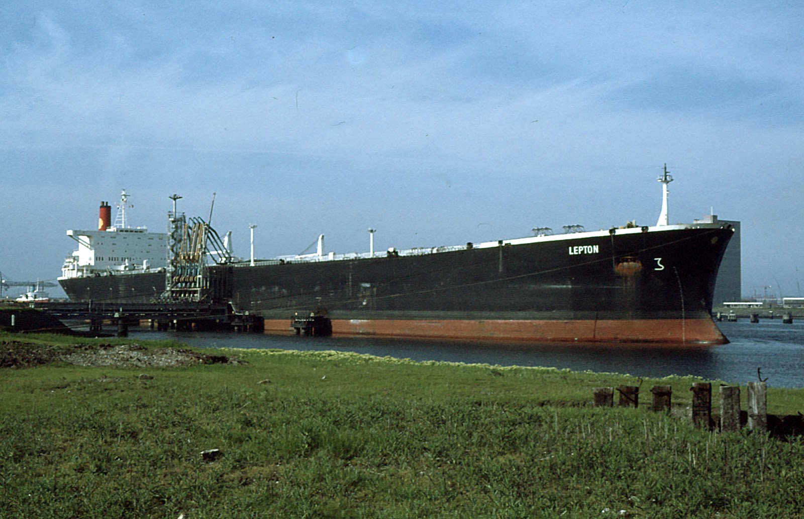 'ZIEN EN WETEN': LEPTON S.S. SHELL TANKERS B.V. (DEEL 1/7)