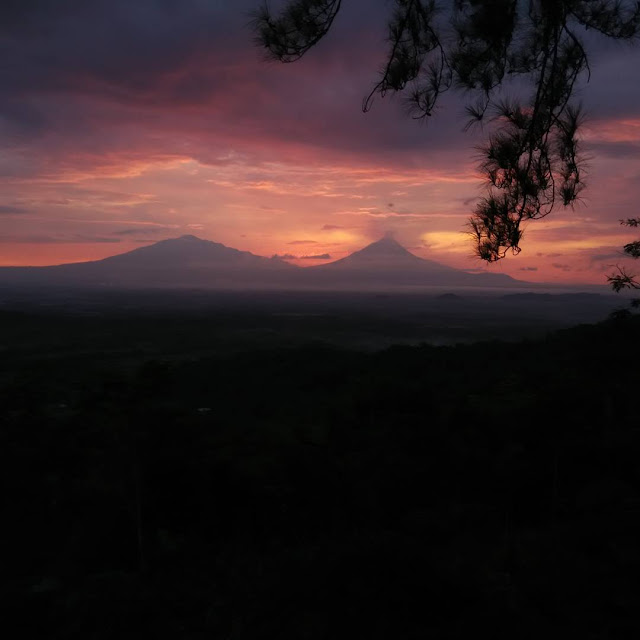 sunrise di pos mati foto sunrise di pos mati magelang