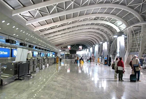  News, Mumbai, National, Airport, Marriage, Mumbai's Chhatrapati Shivaji airport creates record! 1,004 aircraft movements handled in a day