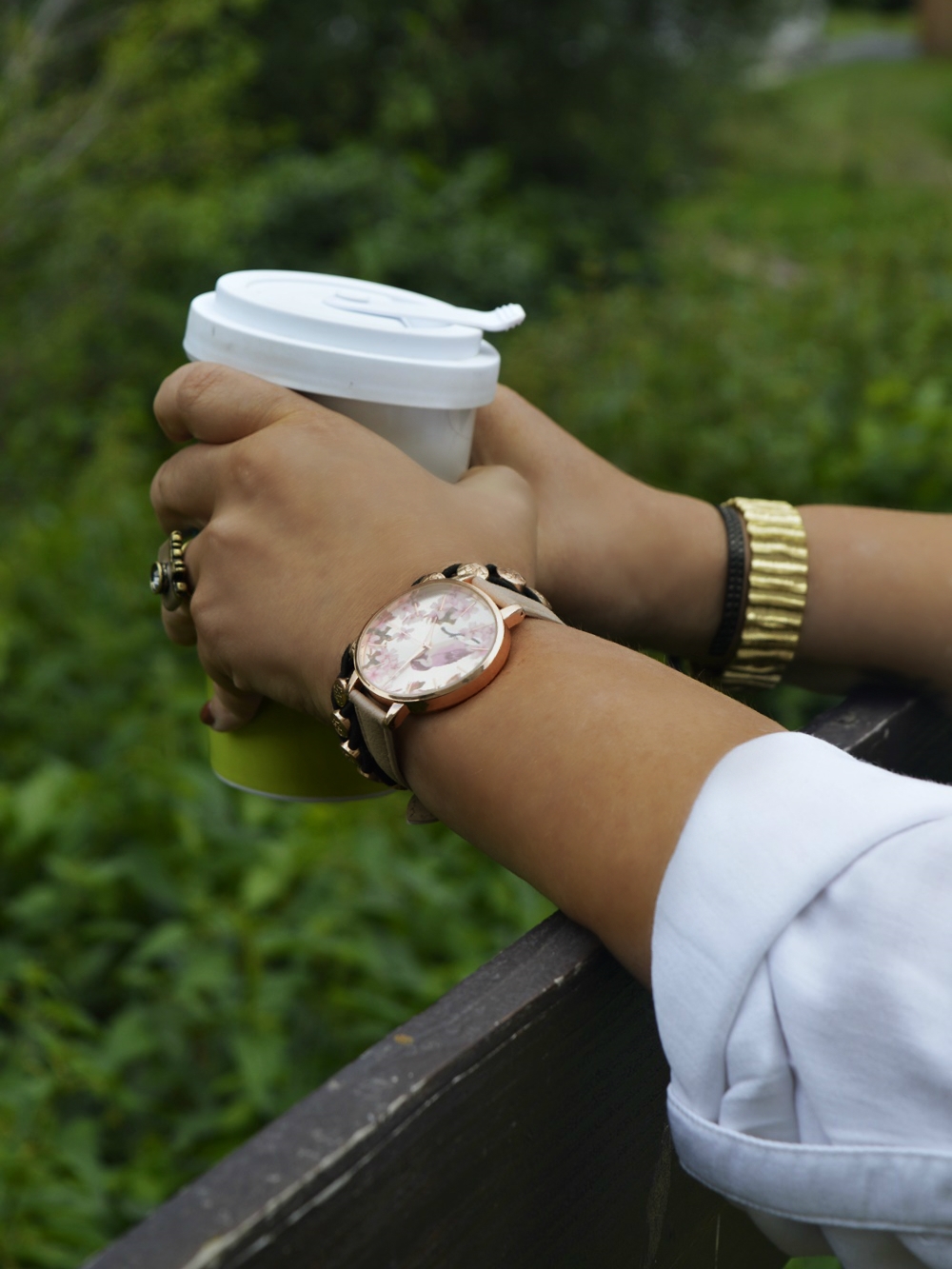 Annies Streetstyle Look with Lace Skirt, white blouse and leather mules - posted by Annie K, Fashion and Lifestyle Blogger, Founder, CEO and writer of ANNIES BEAUTY HOUSE 