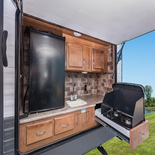 Bunkhouse Travel Trailers With Outdoor Kitchens