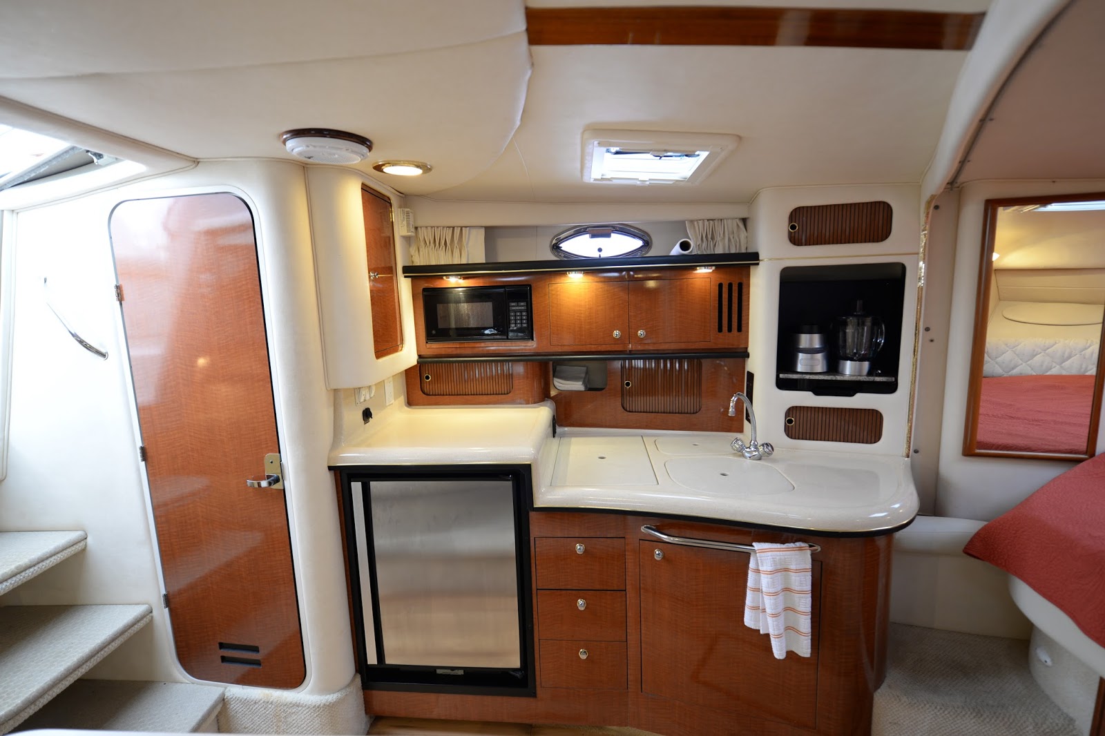 Sea Ray 340 Sundancer Restoration: And Some Interior Pictures......