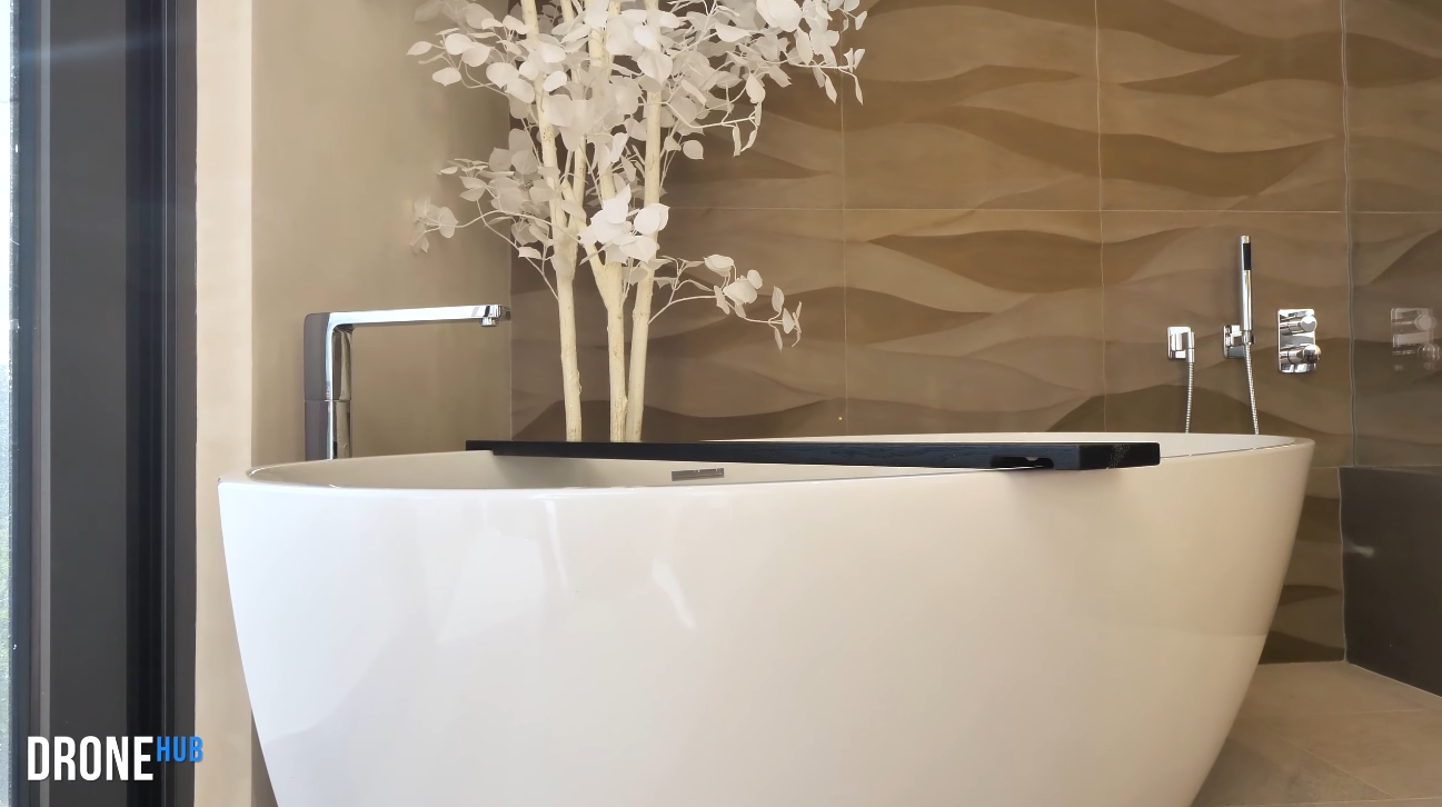 55 Photos vs. Luxury Modern Telluride Colorado Mountain Estate Interior Design Tour