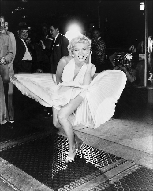 Love Those Classic Movies!!!: The Seven Year Itch: Marilyn Loves The ...