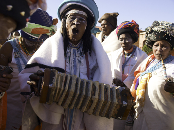 Xhosa Sex Xxx - XHOSA PEOPLE:SOUTH AFRICA`S ANCIENT PEOPLE WITH UNIQUE TRADITIONAL ...
