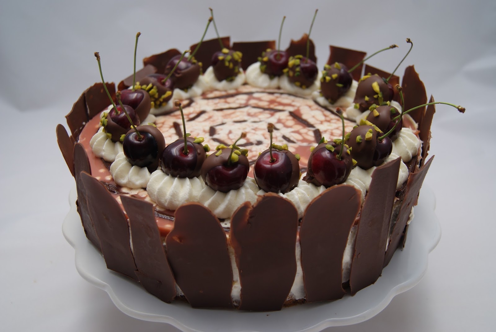 biscuit and buttercream: Eierlikör-Kirsch-Torte