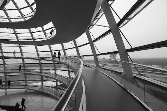 Cupola di vetro del Reichstag di Norman Foster-Berlino