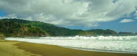 Pantai Rajegwesi Pantai Rajegwesi