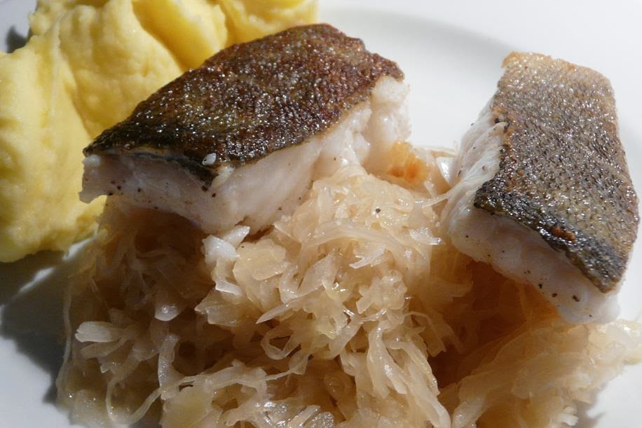 Kulinarische Welten zu Fisch- und Meeresfrucht: Skrei an Sauerkraut und ...