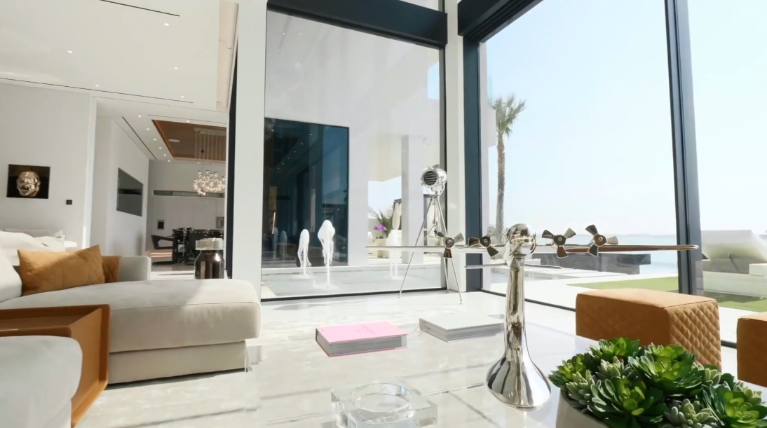 92 Interior Design Photos vs. ONE100, Palm Jumeirah Dubai Luxury Beach Mansion Tour