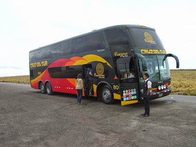 Autobús Cruz del Sur, Perú, La vuelta al mundo de Asun y Ricardo, round the world, mundoporlibre.com