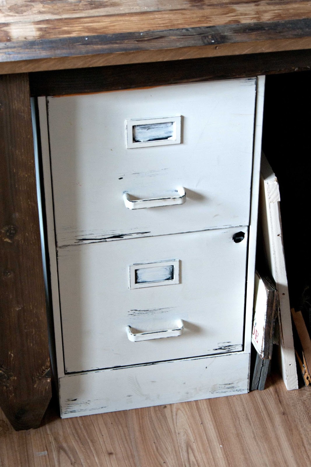 Chalk Paint Metal File