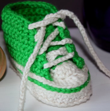 Kneutsel: Mini Converse All Stars