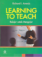 AJIBAYUSTORE Judul : LEARNING TO TEACH (Belajar Untuk Mengajar) Buku Satu Pengarang : Richard I. Arends Penerbit : Pustaka Pelajar