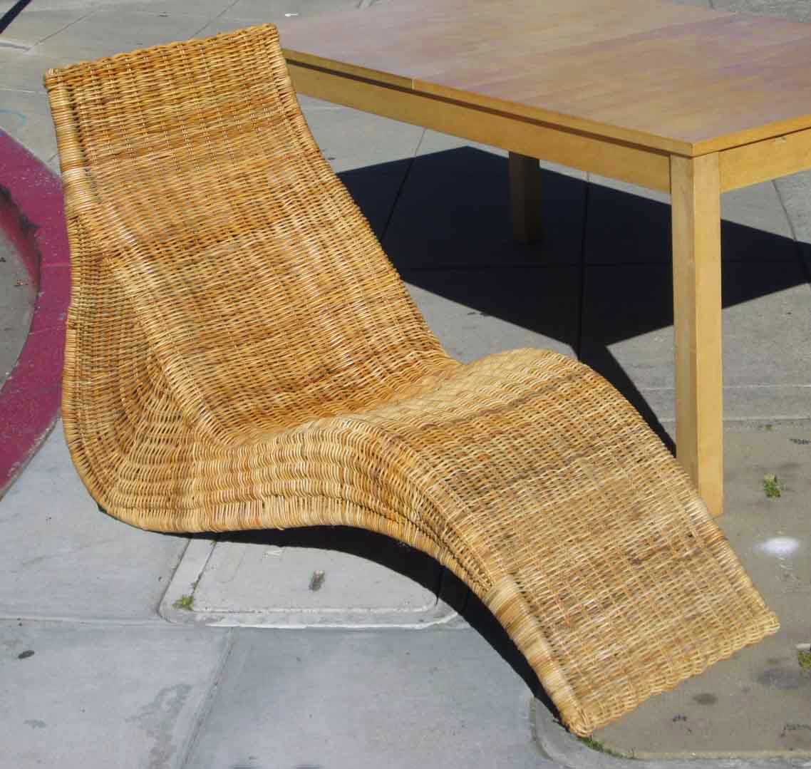 UHURU FURNITURE & COLLECTIBLES: SOLD Wicker Lounge Chair - $60