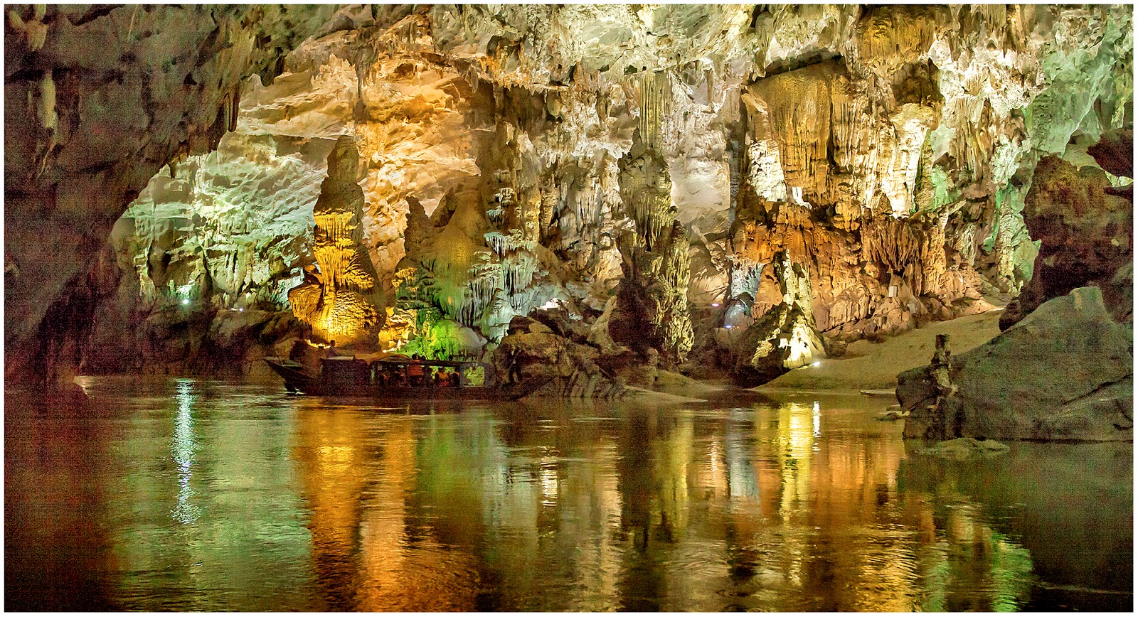Phong Nha among Top ‘Incredible Caves' in the World Vietnam Travel Blog