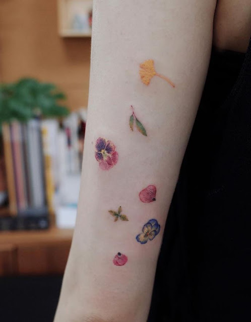 Mini tatuagens femininas Mini tatuagens femininas