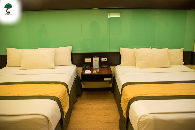 2 queen bed rooms microtel where to stay in cabanatuan