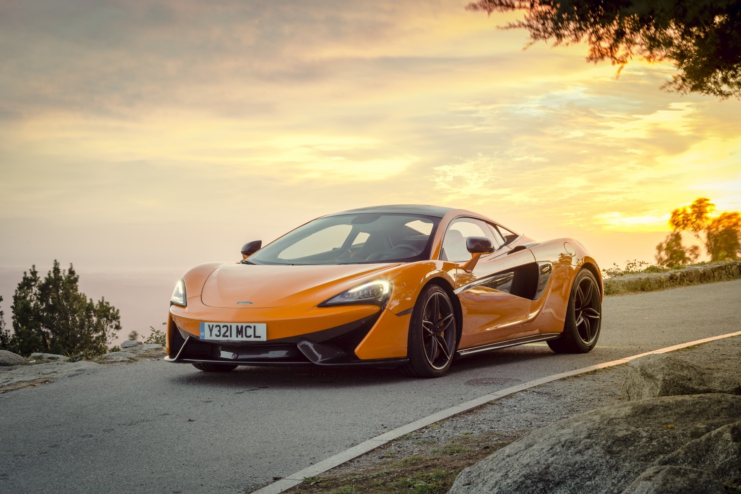 Maclaren 570s