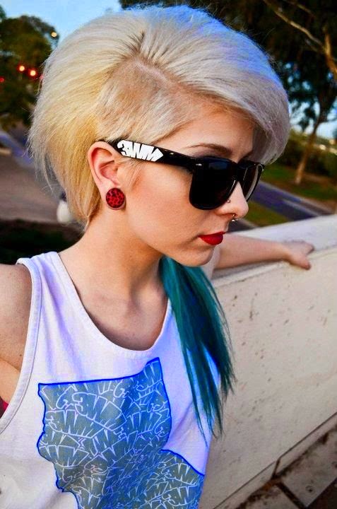 Dark Hair With Blonde Highlights chunky blonde highlights VIP Hairstyles}