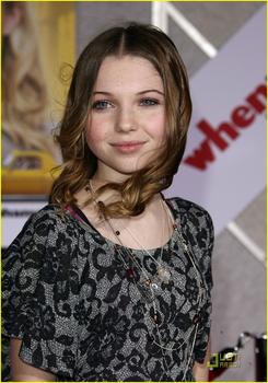 Sammi Hanratty ~ DISNEY STAR UNIVERSE