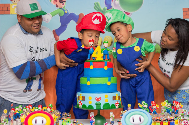 Festa Mario Bros e Luigi para gêmeos Festa Mario Bros e Luigi para gêmeos