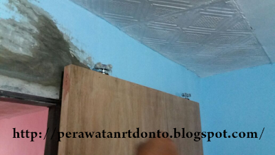 Cara Pasang Pintu Geser Rel (Sliding) Rumah Sendiri Pemasangan roda pada pintu geser