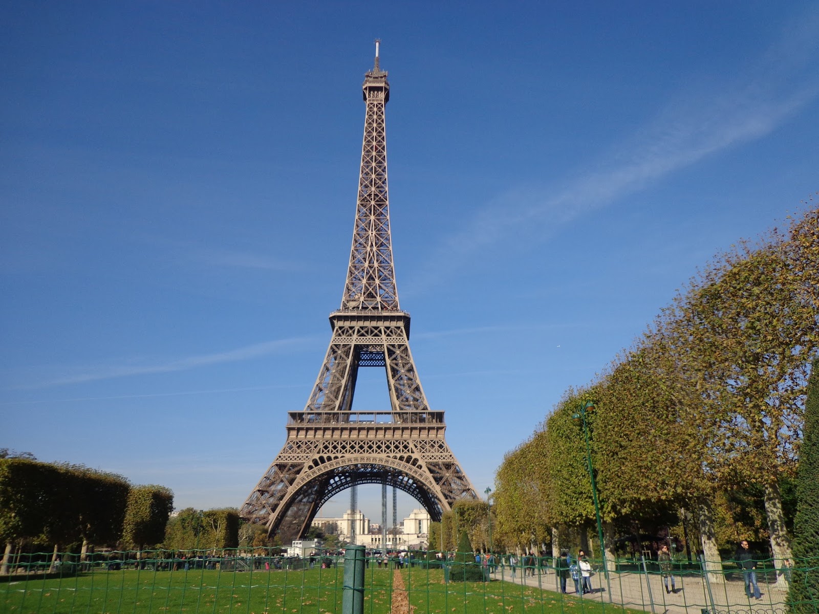 Cheria Holiday | Wisata Halal Dunia Ada Disini Objek Wisata Arc De Triomphe De