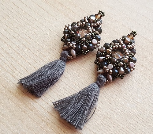 Two Lovely Tel Beaded Earrings Tutorials The Beading Gem S Journal Two Lovely Tel Beaded Earrings Tutorials