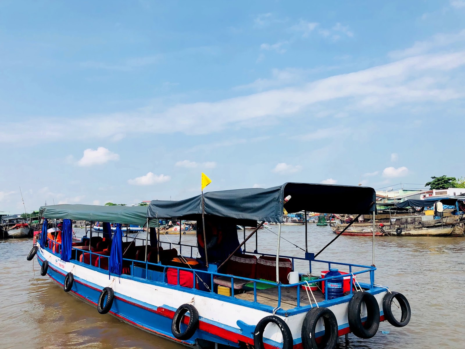 thuyền đi chợ nổi Cái Răng