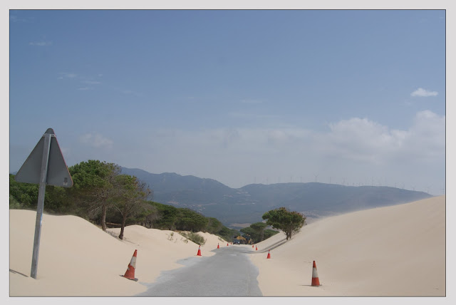 carretera y arena