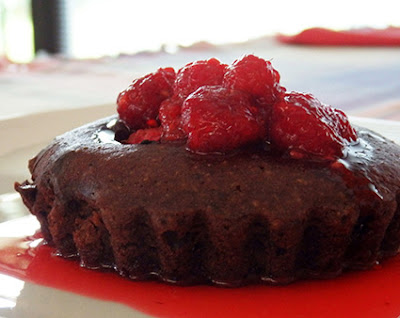 Pastelillos de chocolate y frambuesa