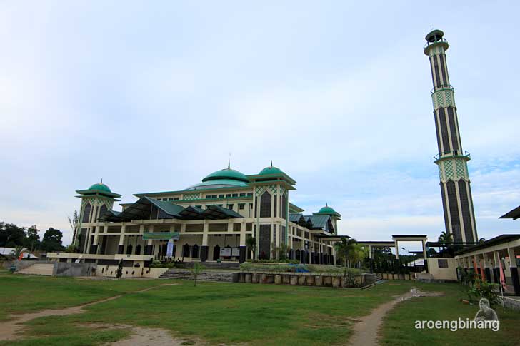 masjid raya tuatunu pangkalpinang bangka