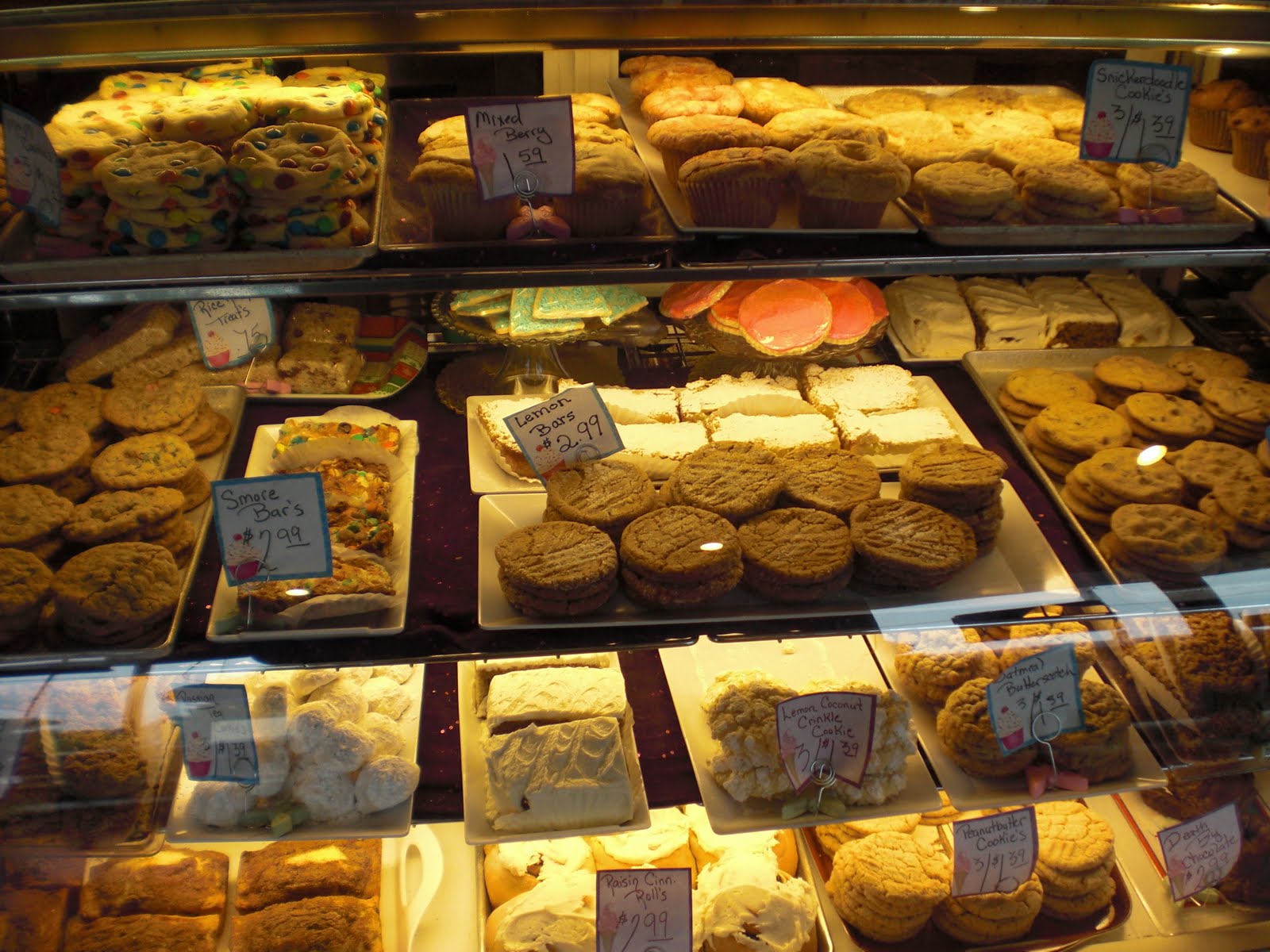 Review Adventures Carol's cafe and bakery Everett Wa