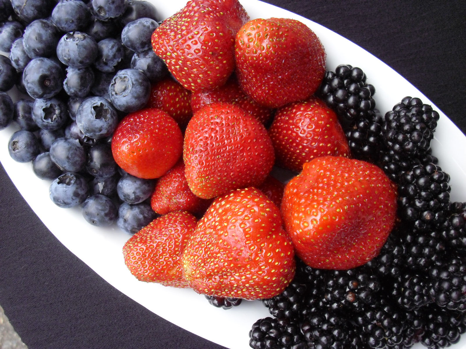 EZ Raw Vegan Living Local Organic Berries